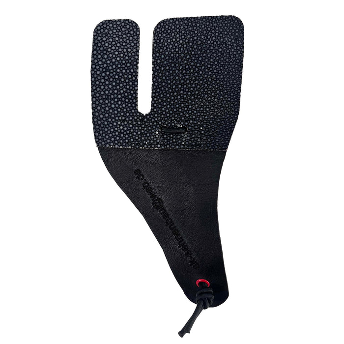 Perlrochenleder Tab BSE Bodnik Archery