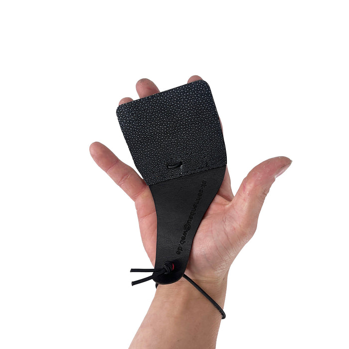 Perlrochenleder Tab BSE Bodnik Archery