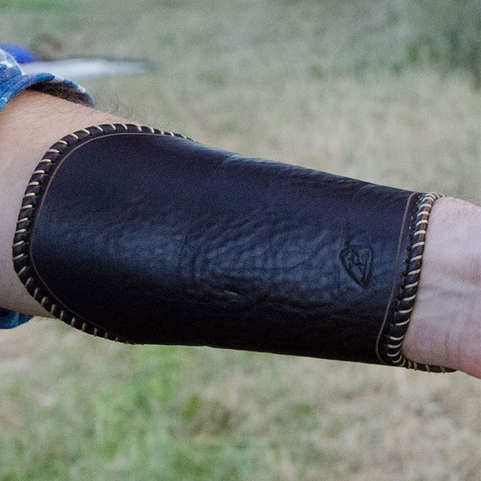 Rikybow_Dark_Armguard_2